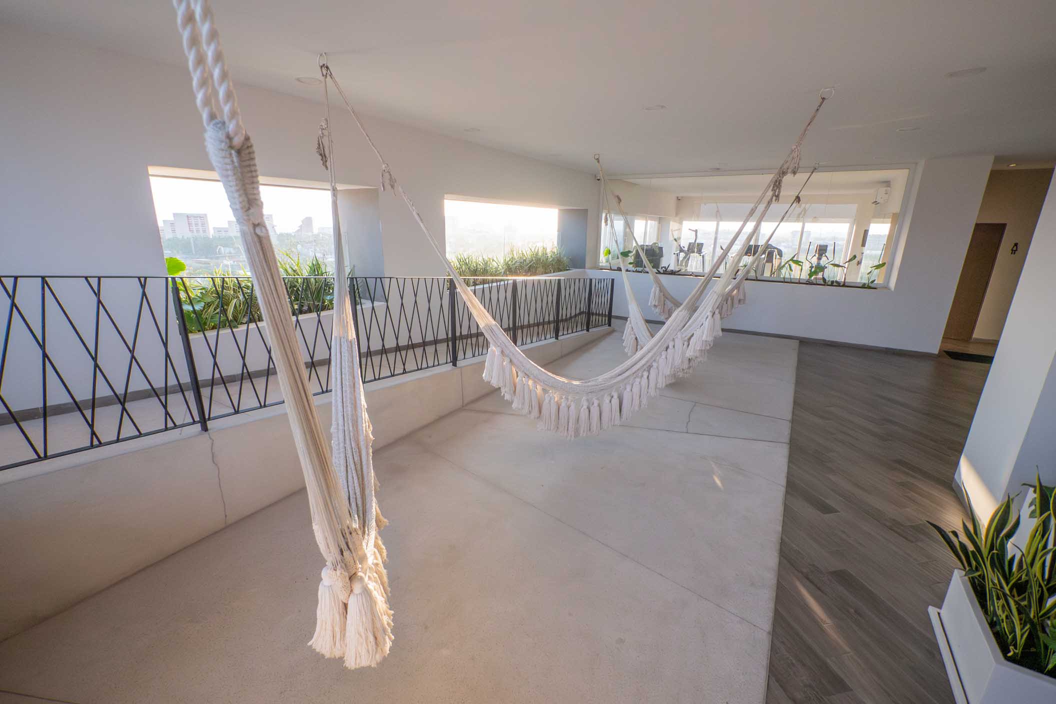 Relájate en una hamaca para ver los atardeceres de Puerto Vallarta