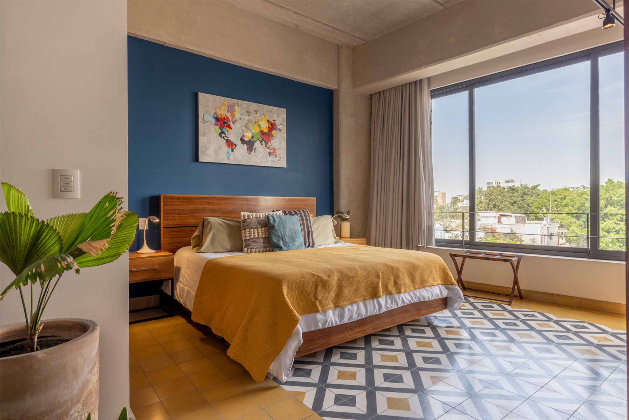 Cama principal,tamaño King.